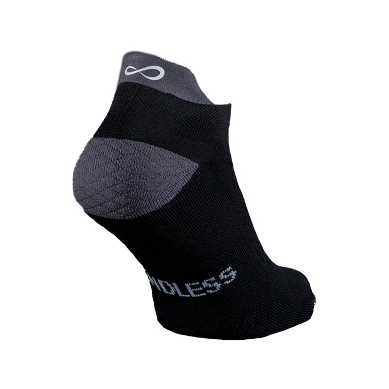 Chaussettes noires basses sans fin