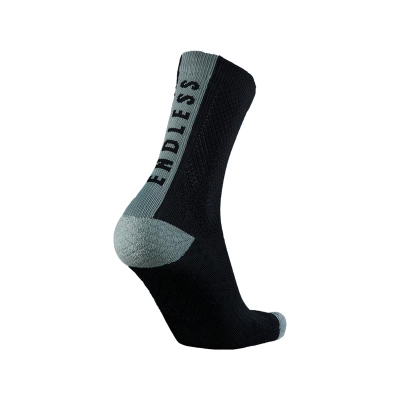 Chaussettes gris noires Sox Medum sans fin