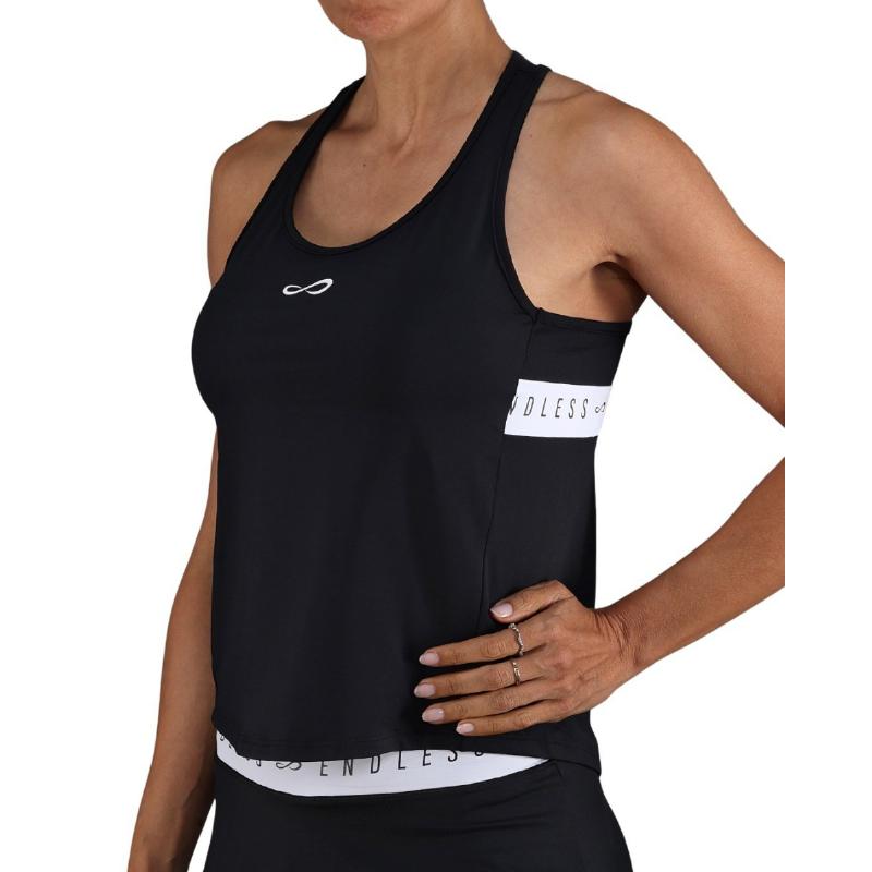 Camiseta Endless Allure Negro