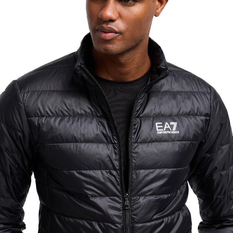 Chaqueta Armani EA7 Core Identity Negro Blanco
