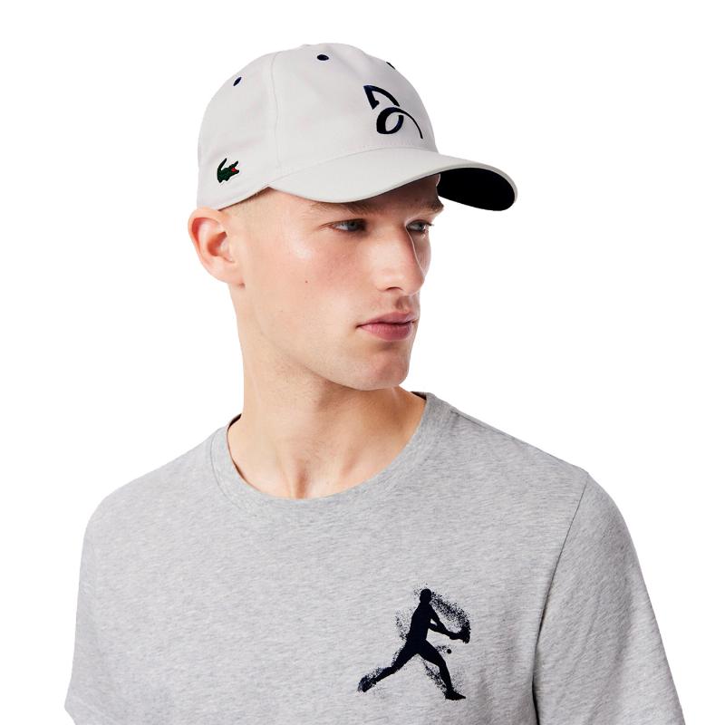 Pack Camiseta Lacoste Novak Djokovic Gris y Gorra Blanco