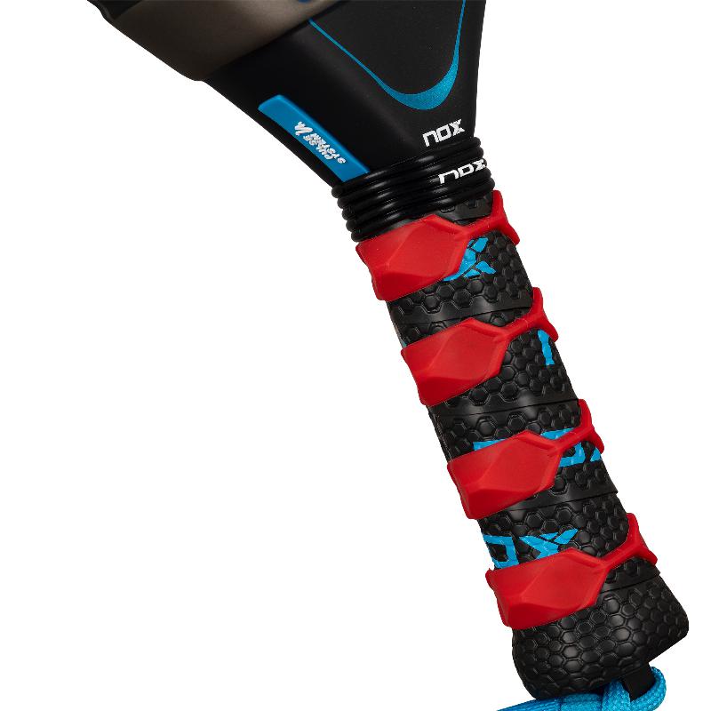 Nox AT10 Pro Cup Soft 2026 Schläger