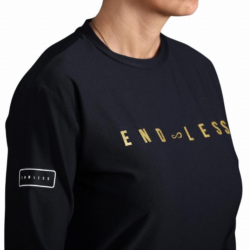 Schwarzes inneres endloses Sweatshirt