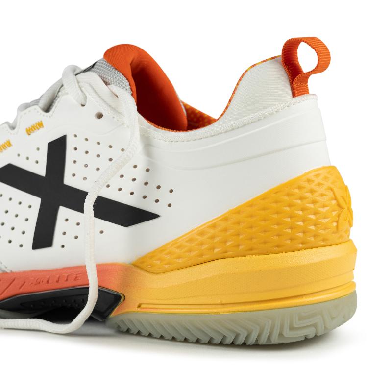 Baskets Munich Atomik 55 blanches